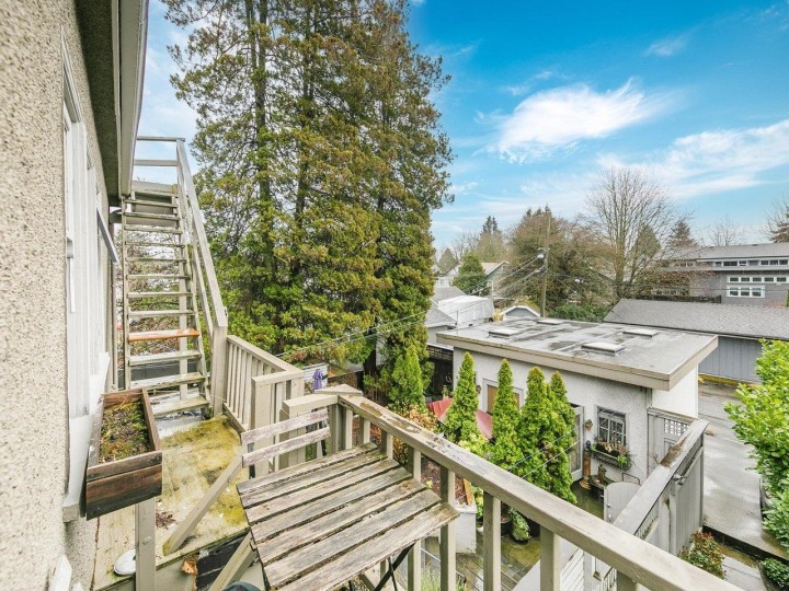 Photo 15 at 482 W 17th Avenue, Cambie, Vancouver West