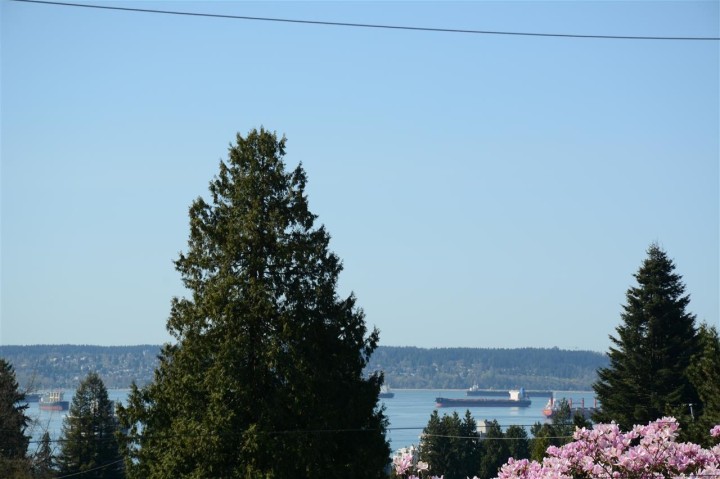 Photo 2 at 1361 Lawson Avenue, Ambleside, West Vancouver