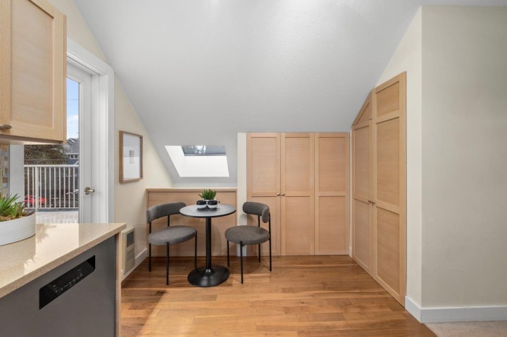 Photo 13 at 3274 W 1st Avenue, Kitsilano, Vancouver West