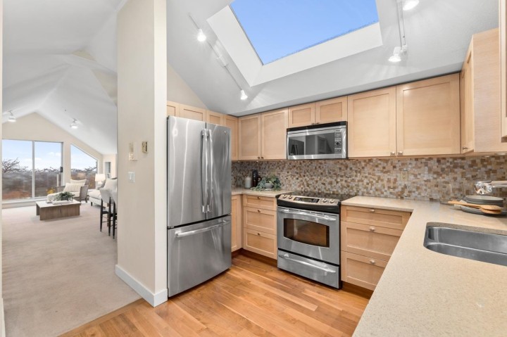 Photo 10 at 3274 W 1st Avenue, Kitsilano, Vancouver West