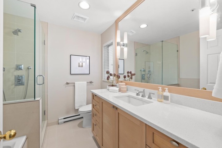 Photo 19 at 3274 W 1st Avenue, Kitsilano, Vancouver West