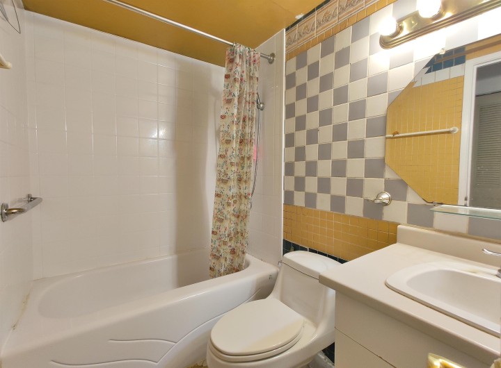 Photo 8 at 108 - 1420 E 7th Avenue, Grandview Woodland, Vancouver East