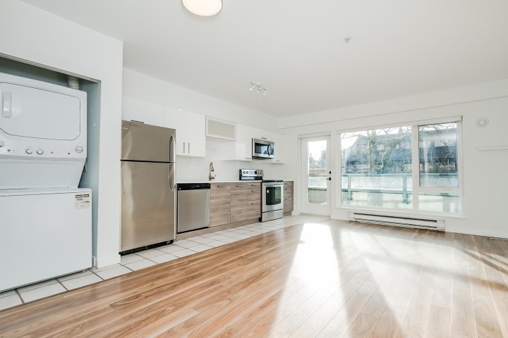 Photo 6 at 206 - 1688 Cypress Street, Kitsilano, Vancouver West