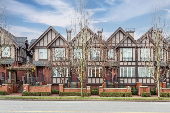 Photo 2 at 5961 Oak Street, South Granville, Vancouver West