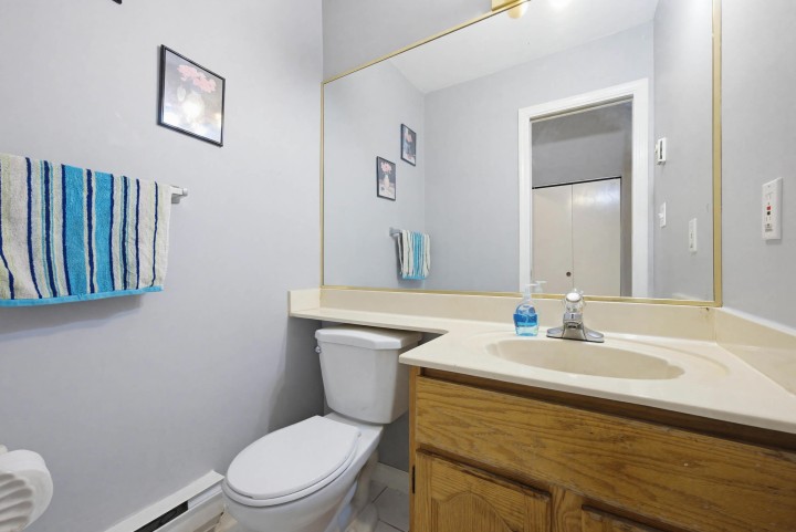 Photo 13 at 557 E 44th Avenue, Fraser VE, Vancouver East