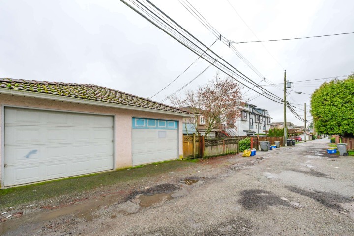 Photo 29 at 557 E 44th Avenue, Fraser VE, Vancouver East