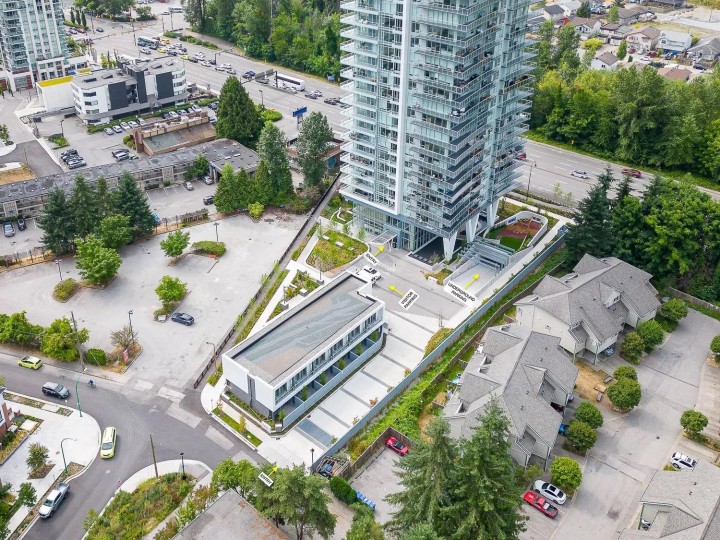 Photo 13 at 902 - 200 Klahanie Court, Park Royal, West Vancouver