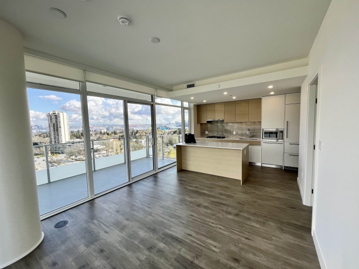 Photo 1 at 902 - 200 Klahanie Court, Park Royal, West Vancouver