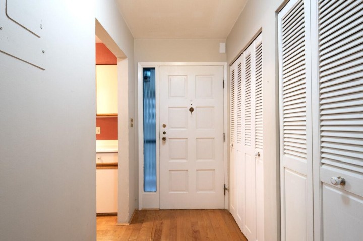 Photo 16 at 704 - 235 Keith Road, Cedardale, West Vancouver