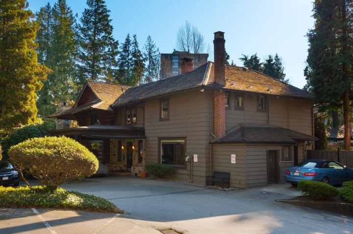 Photo 32 at 704 - 235 Keith Road, Cedardale, West Vancouver