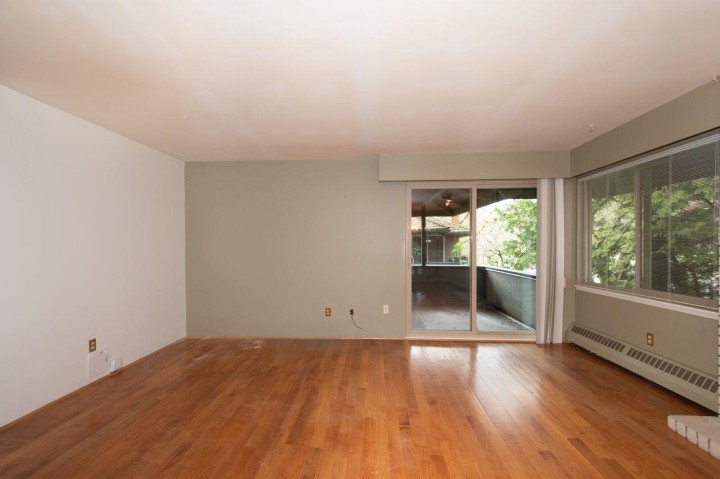 Photo 10 at 704 - 235 Keith Road, Cedardale, West Vancouver