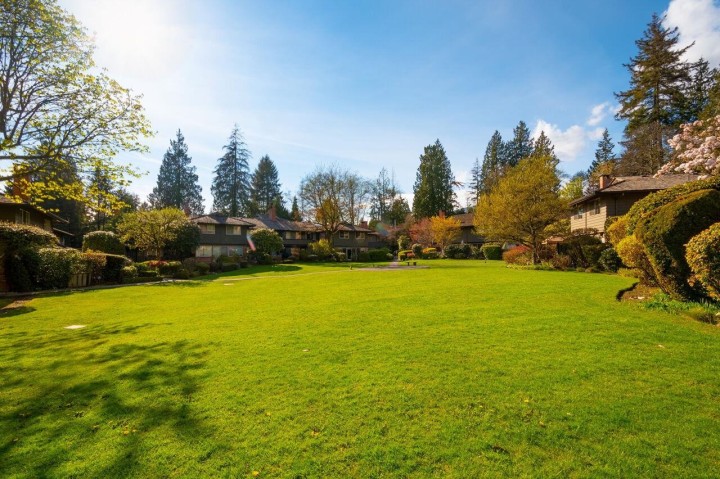 Photo 31 at 704 - 235 Keith Road, Cedardale, West Vancouver