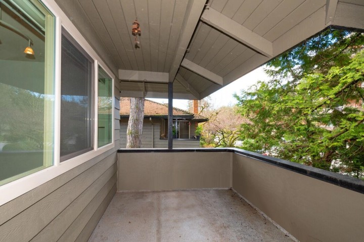 Photo 21 at 704 - 235 Keith Road, Cedardale, West Vancouver