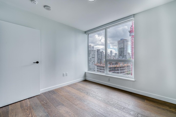 Photo 12 at 1703 - 620 Cardero Street, Coal Harbour, Vancouver West