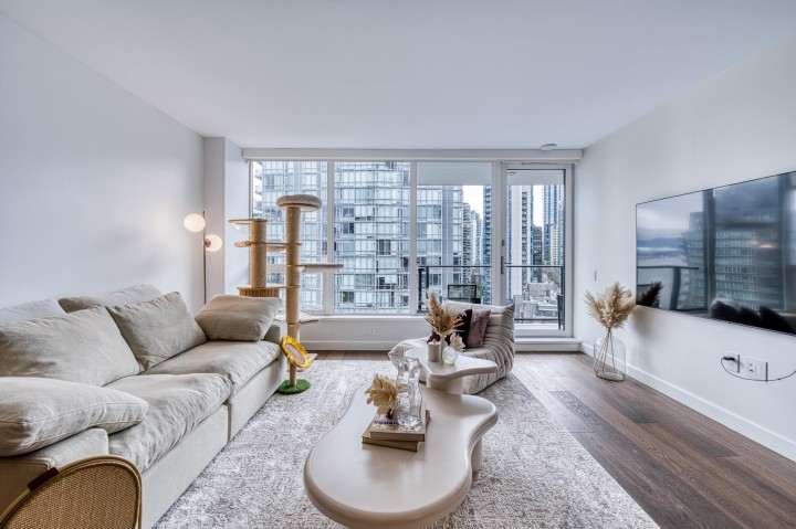 Photo 3 at 1703 - 620 Cardero Street, Coal Harbour, Vancouver West