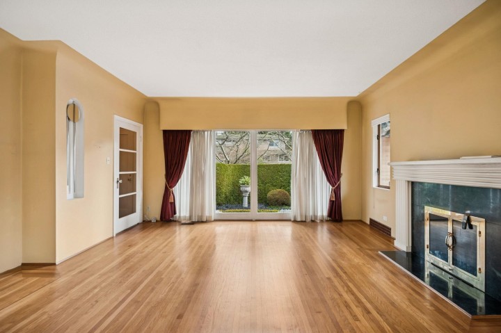 Photo 7 at 5525 Crown Street, Dunbar, Vancouver West