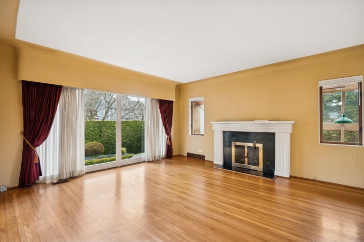 Photo 8 at 5525 Crown Street, Dunbar, Vancouver West