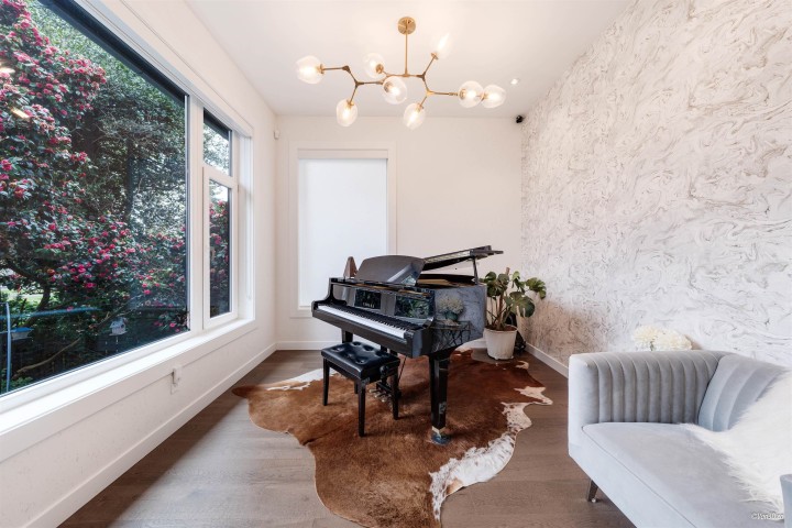 Photo 8 at 3781 W 24th Avenue, Dunbar, Vancouver West