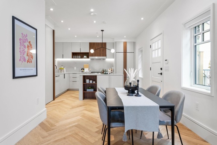 Photo 2 at 7067 Cypress Street, Kerrisdale, Vancouver West