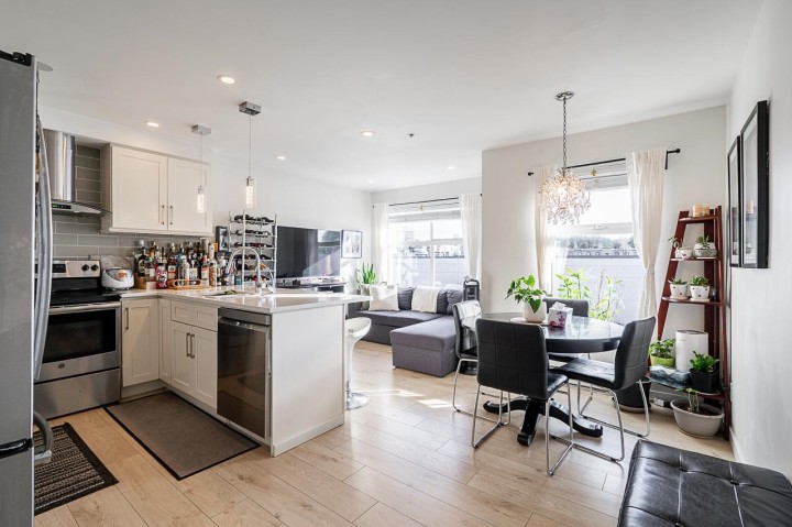 Photo 11 at 211 - 5625 Senlac Street, Killarney VE, Vancouver East