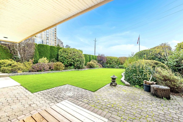 Photo 30 at 2328 Bellevue Avenue, Dundarave, West Vancouver