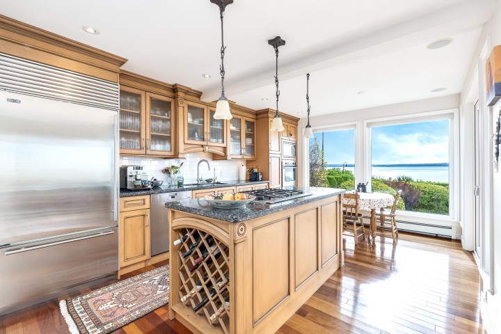 Photo 11 at 2328 Bellevue Avenue, Dundarave, West Vancouver