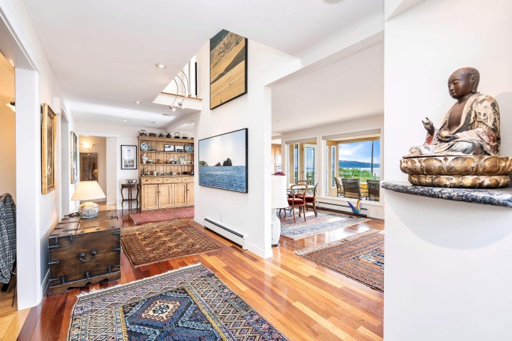 Photo 4 at 2328 Bellevue Avenue, Dundarave, West Vancouver