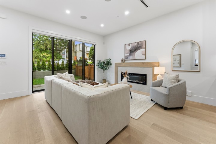 Photo 3 at 1 - 3218 W 38th Avenue, Kerrisdale, Vancouver West