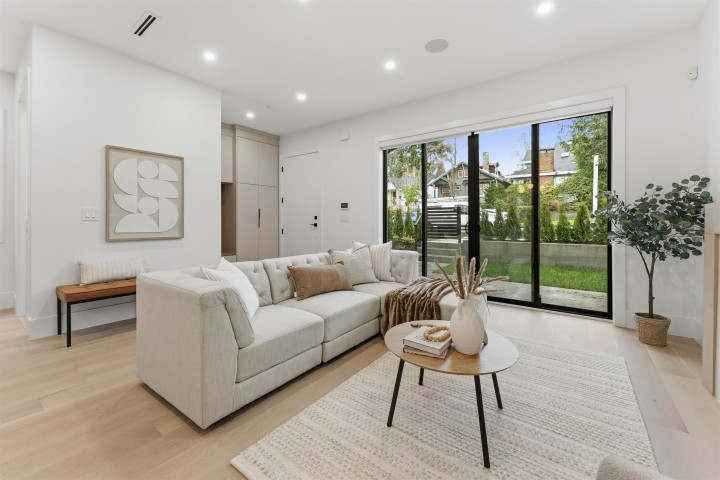 Photo 4 at 1 - 3218 W 38th Avenue, Kerrisdale, Vancouver West