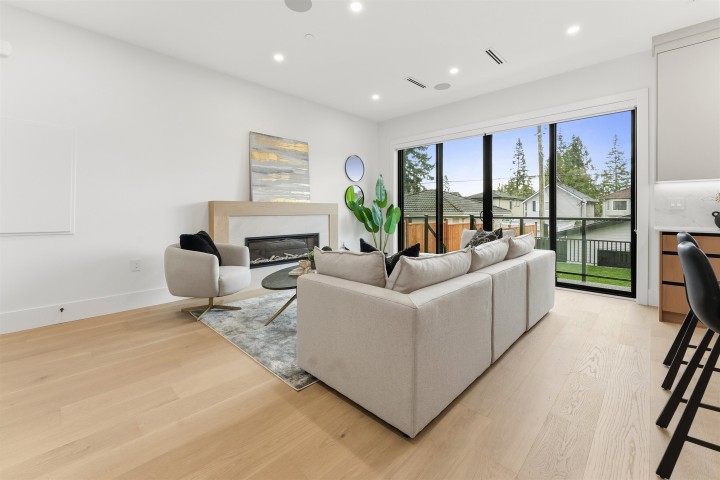 Photo 2 at 2 - 3218 W 38th Avenue, Kerrisdale, Vancouver West