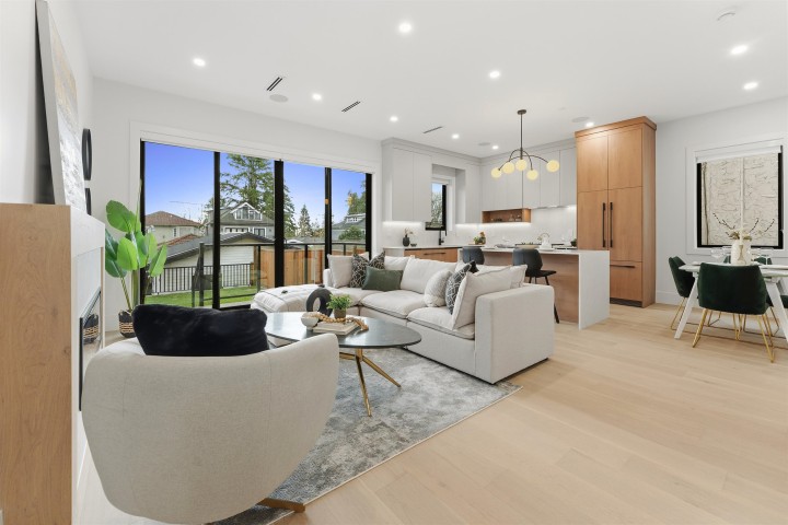 Photo 1 at 2 - 3218 W 38th Avenue, Kerrisdale, Vancouver West