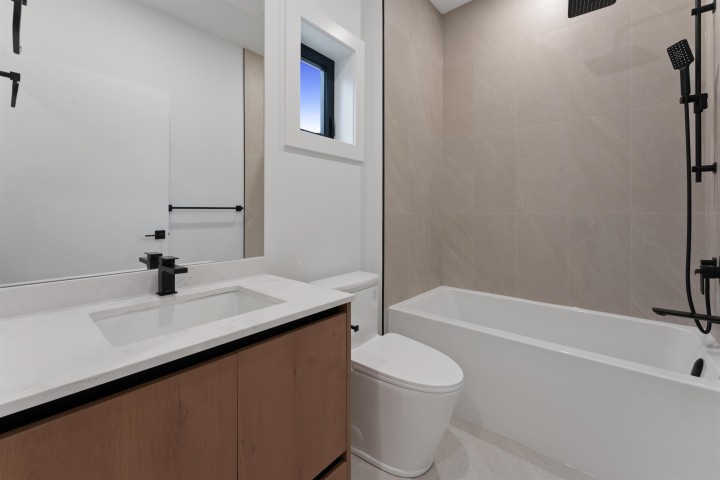 Photo 18 at 2 - 3218 W 38th Avenue, Kerrisdale, Vancouver West