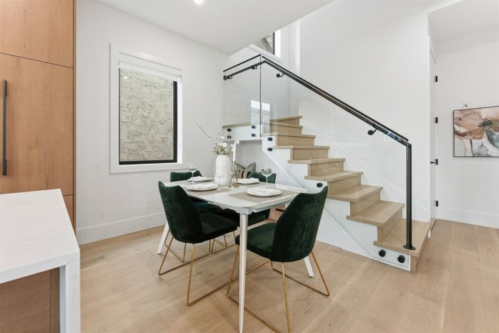 Photo 8 at 2 - 3218 W 38th Avenue, Kerrisdale, Vancouver West