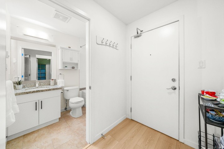 Photo 13 at 203 - 930 W 16th Avenue, Cambie, Vancouver West