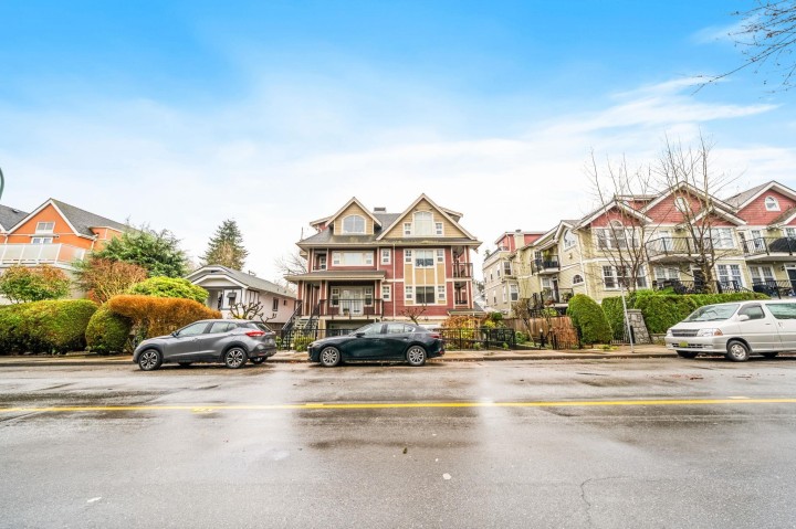Photo 20 at 203 - 930 W 16th Avenue, Cambie, Vancouver West