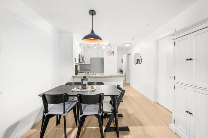 Photo 11 at 203 - 930 W 16th Avenue, Cambie, Vancouver West