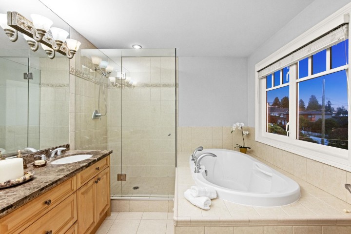 Photo 27 at 1197 Fulton Avenue, Ambleside, West Vancouver