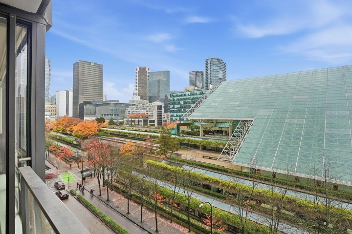 Photo 2 at 602 - 933 Hornby Street, Downtown VW, Vancouver West