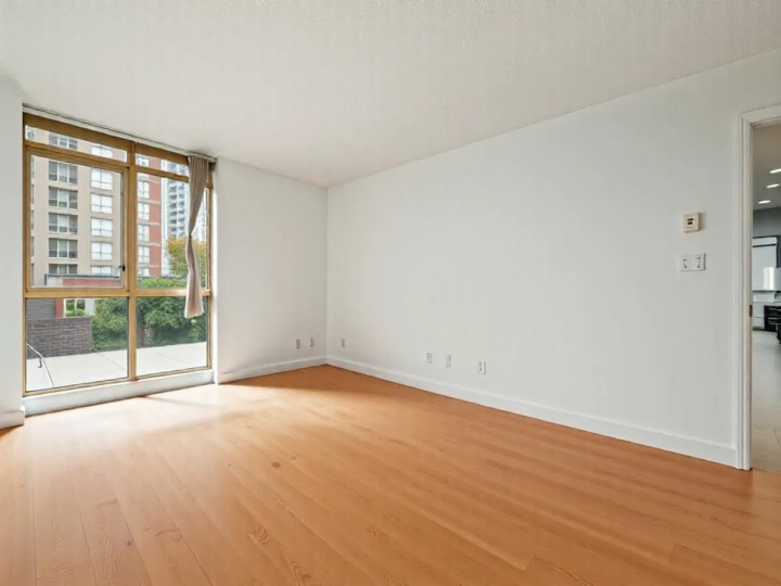 Photo 17 at 601 - 867 Hamilton Street, Downtown VW, Vancouver West