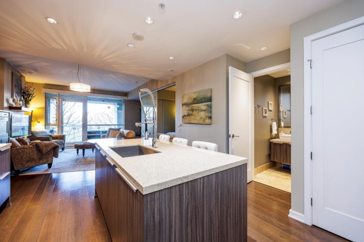 Photo 10 at 208 - 1616 Columbia Street, False Creek, Vancouver West