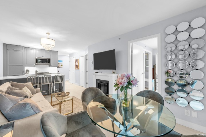 Photo 12 at 410 - 909 Mainland Street, Yaletown, Vancouver West