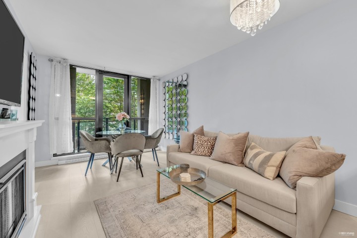 Photo 7 at 410 - 909 Mainland Street, Yaletown, Vancouver West