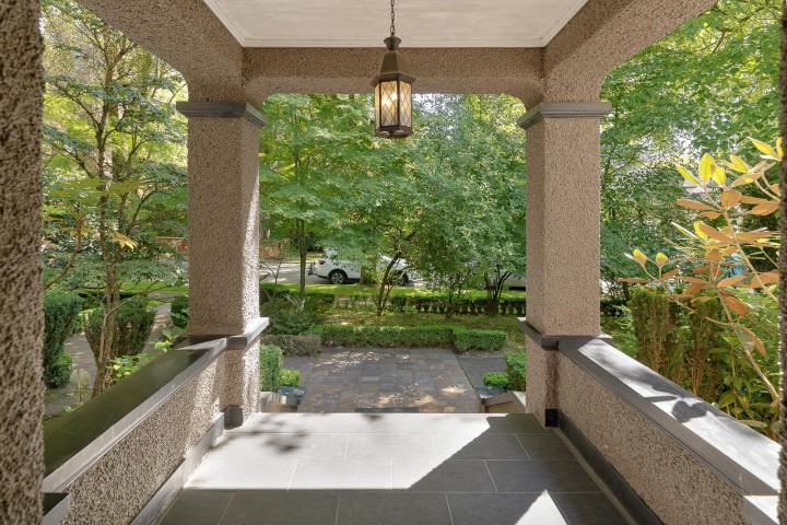 Photo 4 at 1649 W 29th Avenue, Shaughnessy, Vancouver West