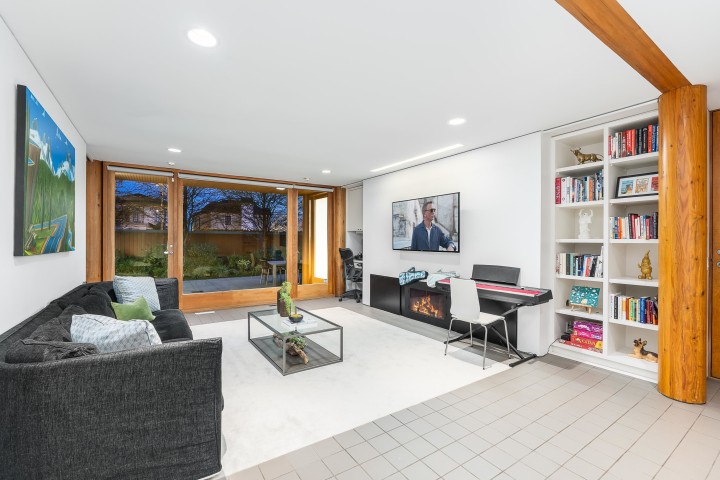 Photo 8 at 1299 W 57th Avenue, South Granville, Vancouver West