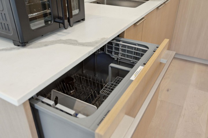 Photo 6 at 7855 Ontario Street, Marpole, Vancouver West