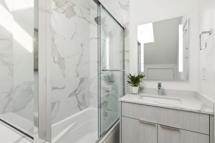 Photo 17 at 7855 Ontario Street, Marpole, Vancouver West