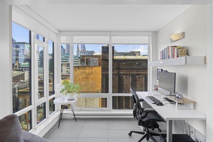 Photo 13 at 705 - 565 Smithe Street, Downtown VW, Vancouver West