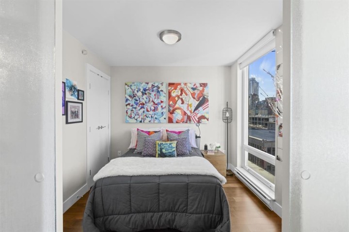 Photo 15 at 705 - 565 Smithe Street, Downtown VW, Vancouver West