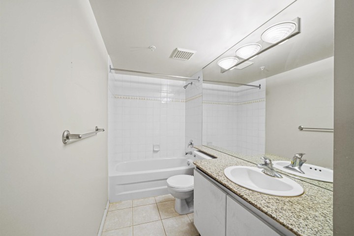 Photo 9 at 1804 - 1189 Howe Street, Downtown VW, Vancouver West