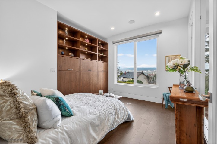 Photo 12 at 4350 Locarno Crescent, Point Grey, Vancouver West